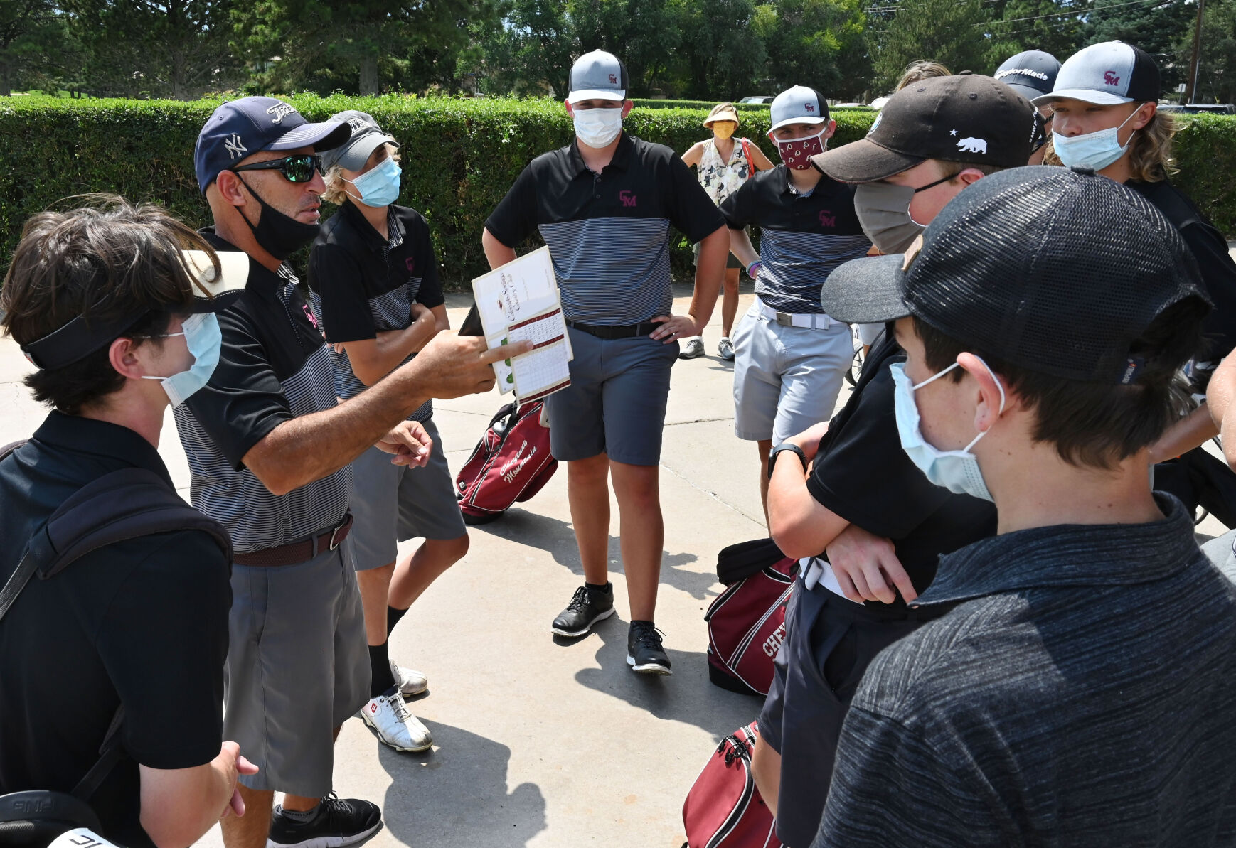 081120-sw-hsgolf 12.JPG